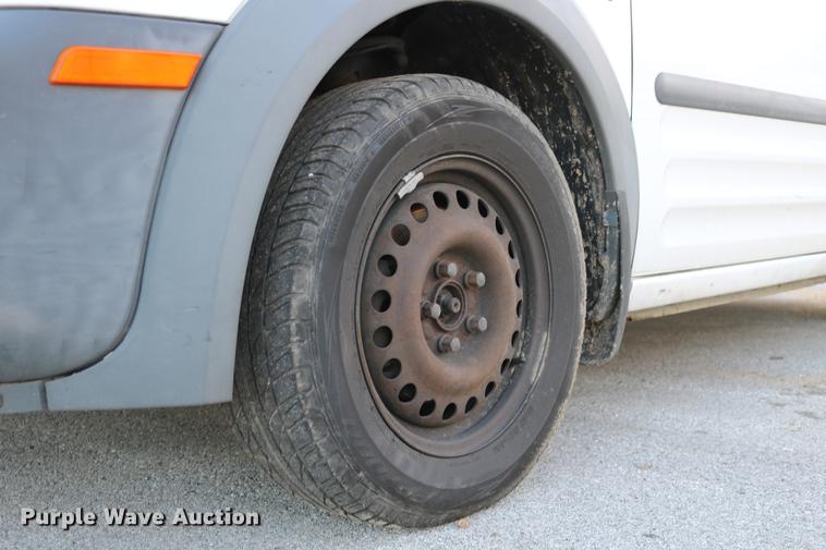 image for item DC3665 2010 Ford Transit Connect van