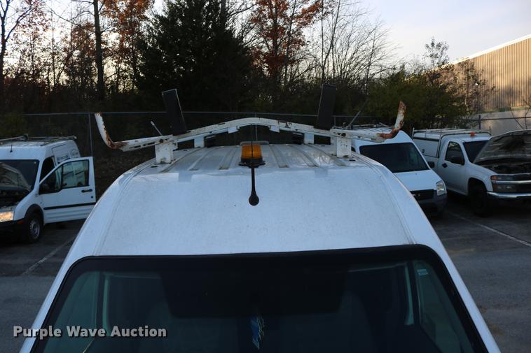 image for item DC3665 2010 Ford Transit Connect van