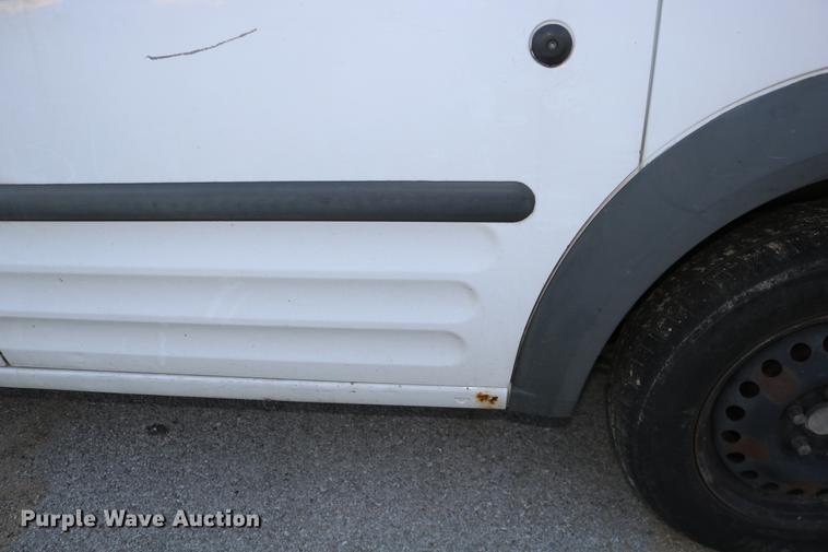 image for item DC3665 2010 Ford Transit Connect van