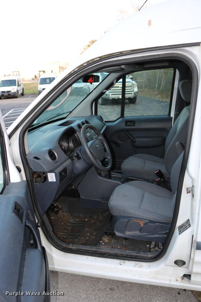 image for item DC3666 2010 Ford Transit Connect van