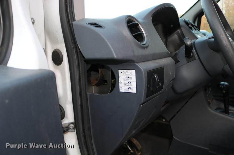 image for item DC3666 2010 Ford Transit Connect van