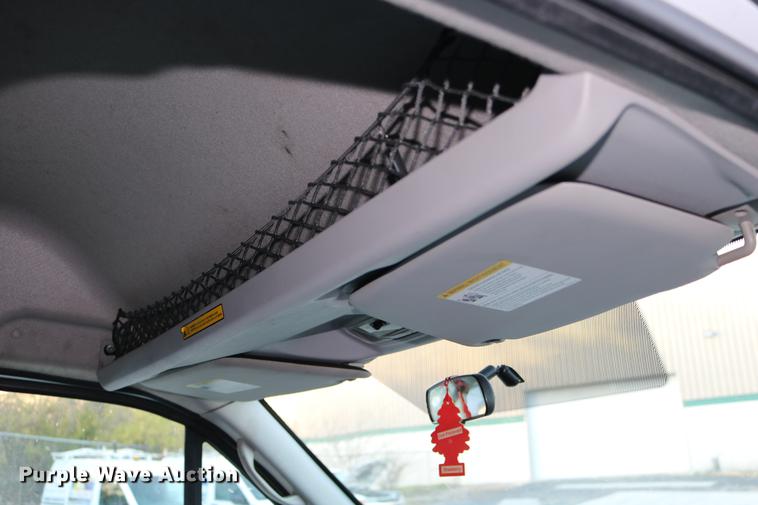 image for item DC3666 2010 Ford Transit Connect van