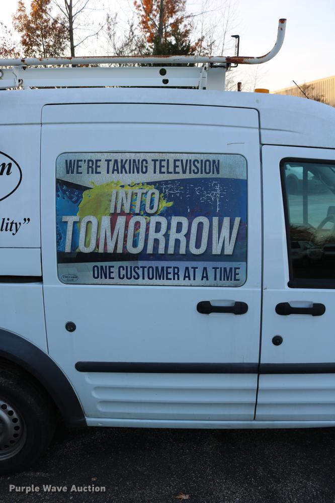 image for item DC3666 2010 Ford Transit Connect van