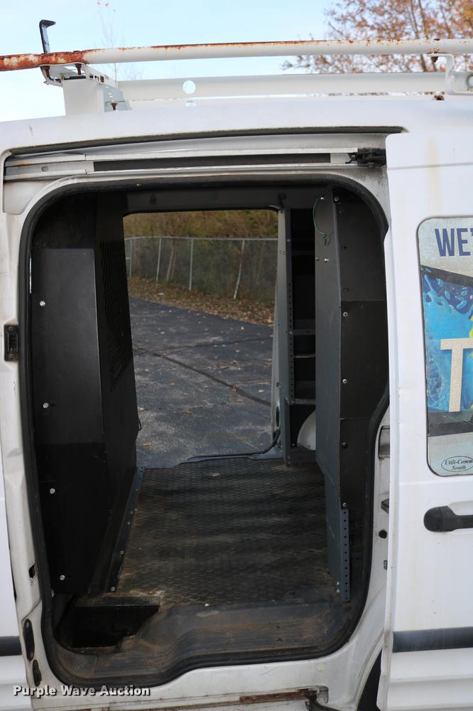 image for item DC3666 2010 Ford Transit Connect van