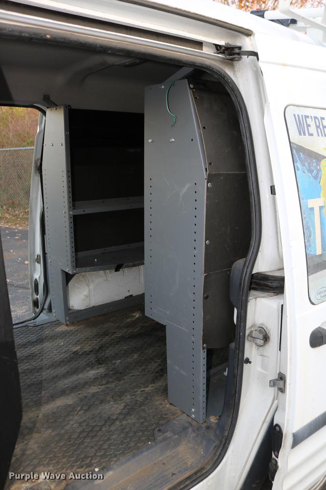 image for item DC3666 2010 Ford Transit Connect van