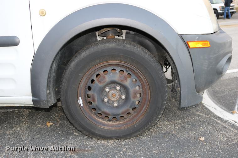 image for item DC3666 2010 Ford Transit Connect van