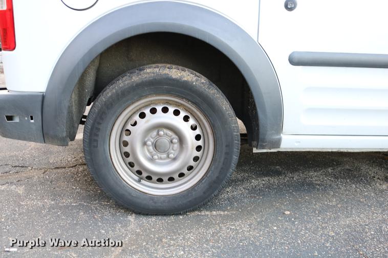 image for item DC3666 2010 Ford Transit Connect van