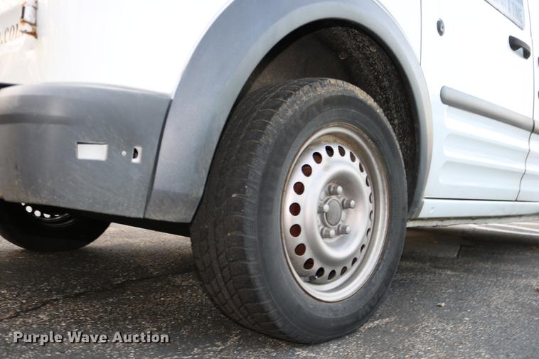 image for item DC3666 2010 Ford Transit Connect van