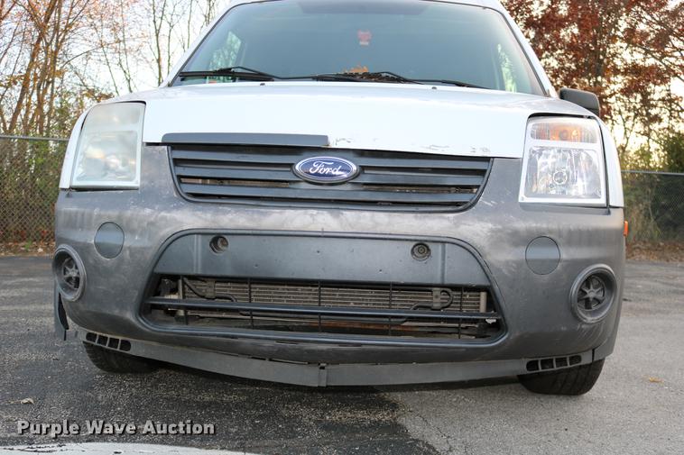 image for item DC3666 2010 Ford Transit Connect van