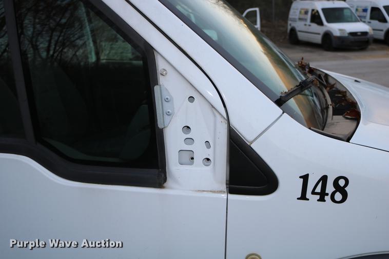 image for item DC3666 2010 Ford Transit Connect van