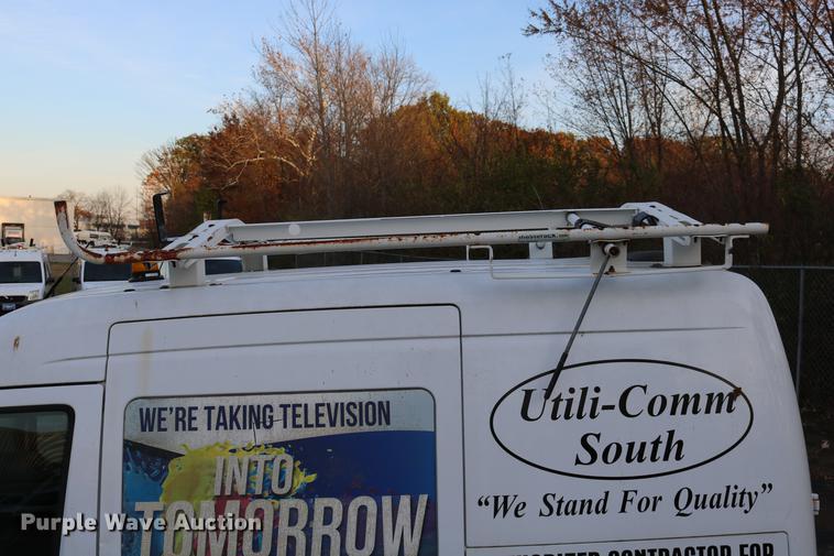 image for item DC3666 2010 Ford Transit Connect van