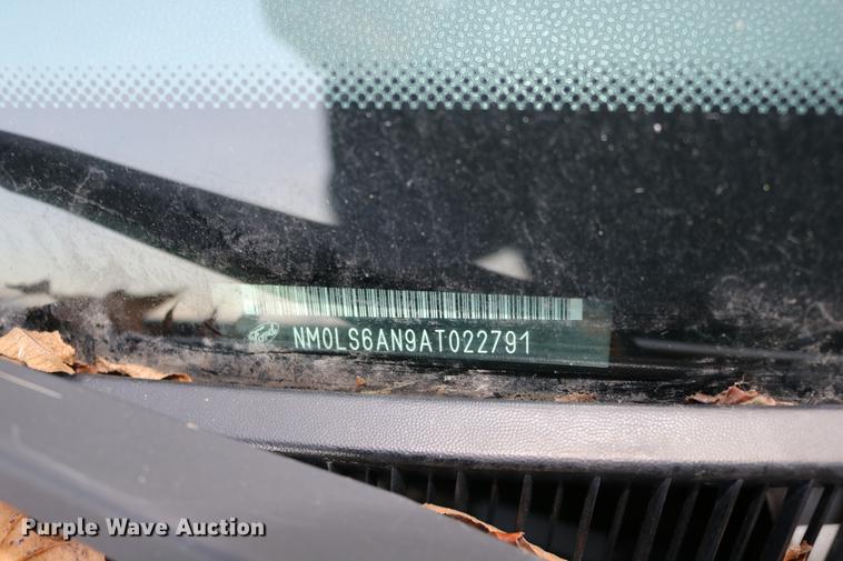 image for item DC3666 2010 Ford Transit Connect van