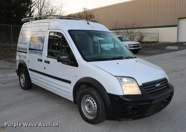 image for item DC3667 2010 Ford Transit Connect van