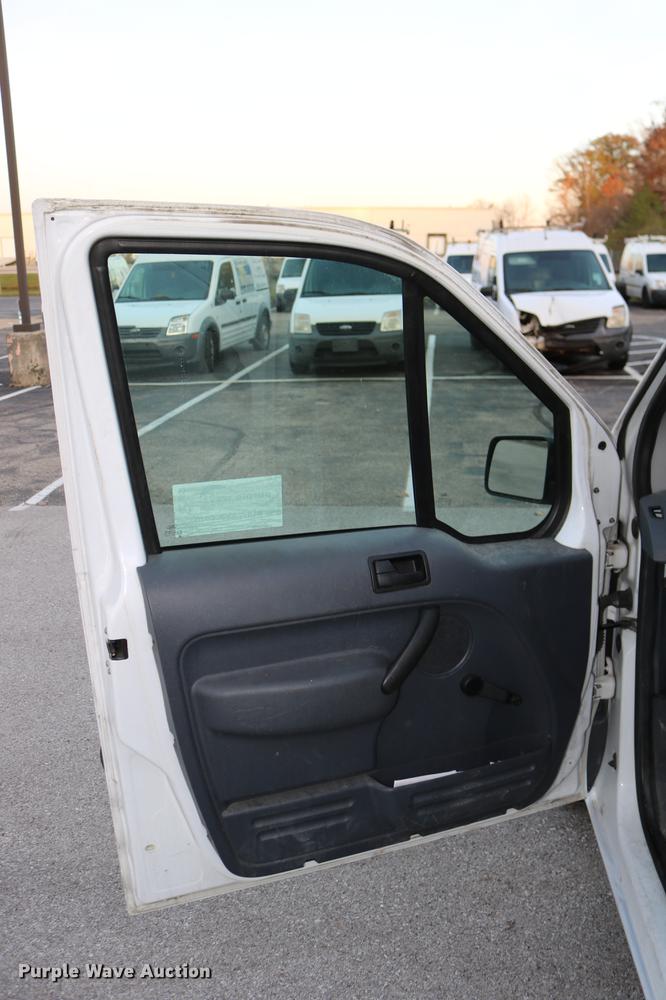 image for item DC3667 2010 Ford Transit Connect van