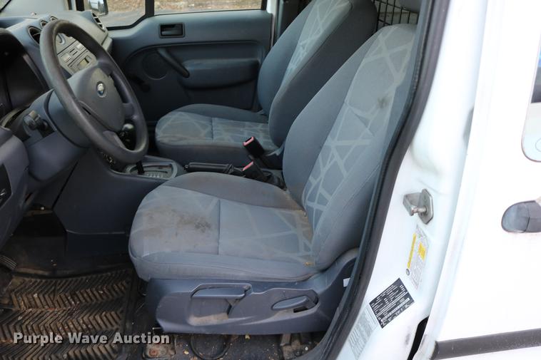 image for item DC3667 2010 Ford Transit Connect van