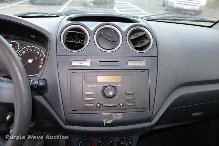 image for item DC3667 2010 Ford Transit Connect van