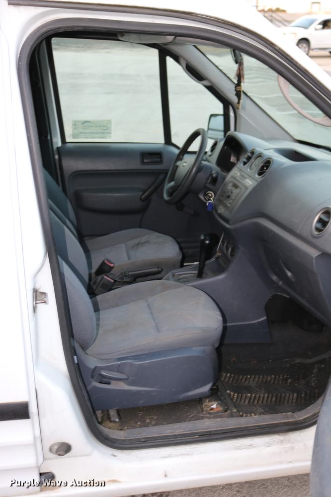 image for item DC3667 2010 Ford Transit Connect van