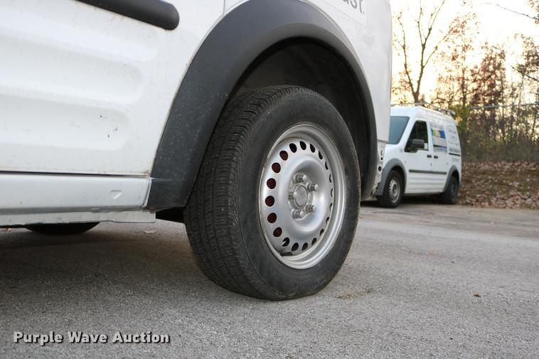 image for item DC3667 2010 Ford Transit Connect van