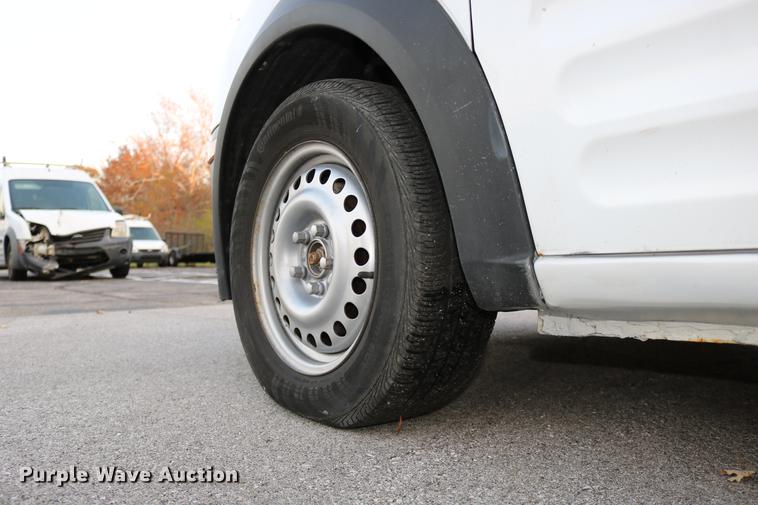 image for item DC3667 2010 Ford Transit Connect van