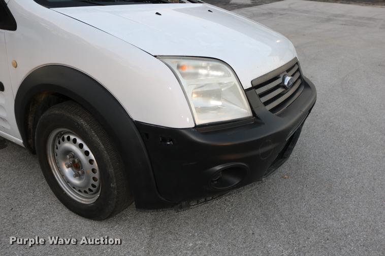 image for item DC3667 2010 Ford Transit Connect van