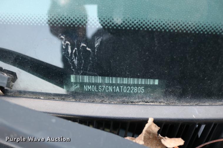 image for item DC3667 2010 Ford Transit Connect van