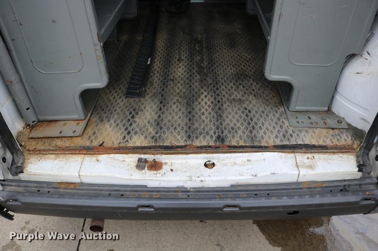 image for item DC3668 2010 Ford Transit Connect van