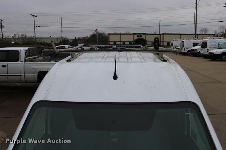 image for item DC3668 2010 Ford Transit Connect van