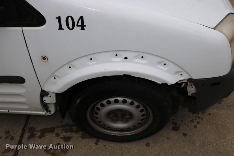 image for item DC3668 2010 Ford Transit Connect van
