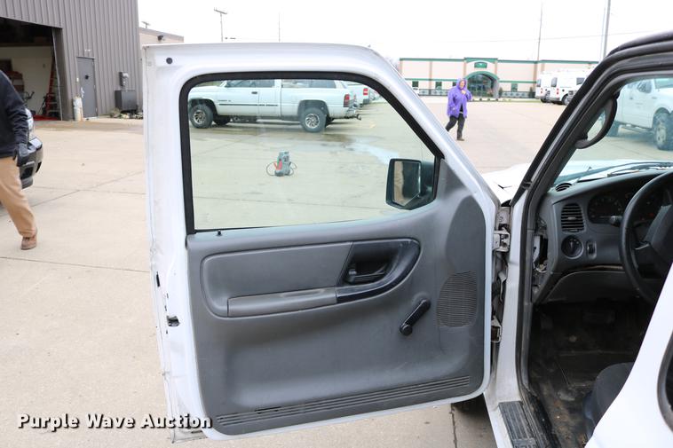 image for item DC3669 2008 Ford Ranger SuperCab pickup truck