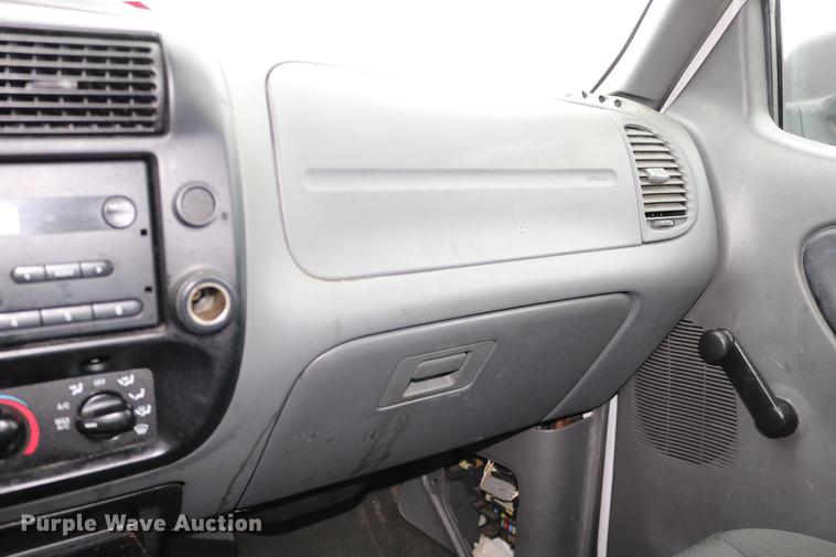 image for item DC3669 2008 Ford Ranger SuperCab pickup truck