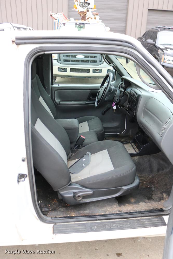 image for item DC3669 2008 Ford Ranger SuperCab pickup truck