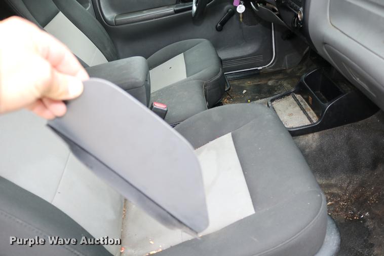 image for item DC3669 2008 Ford Ranger SuperCab pickup truck