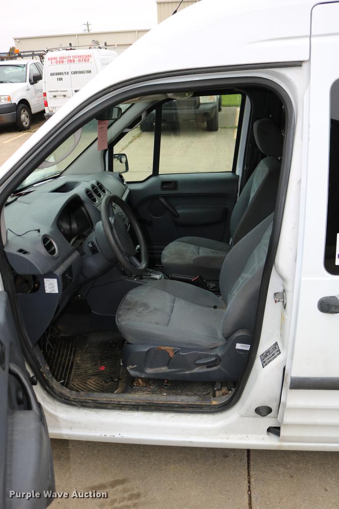 image for item DC3671 2010 Ford Transit Connect van