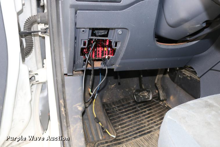 image for item DC3671 2010 Ford Transit Connect van