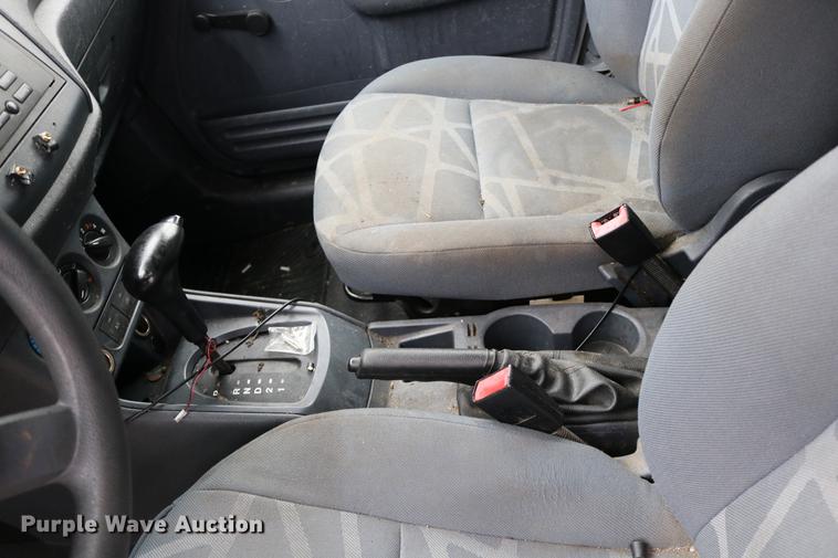 image for item DC3671 2010 Ford Transit Connect van