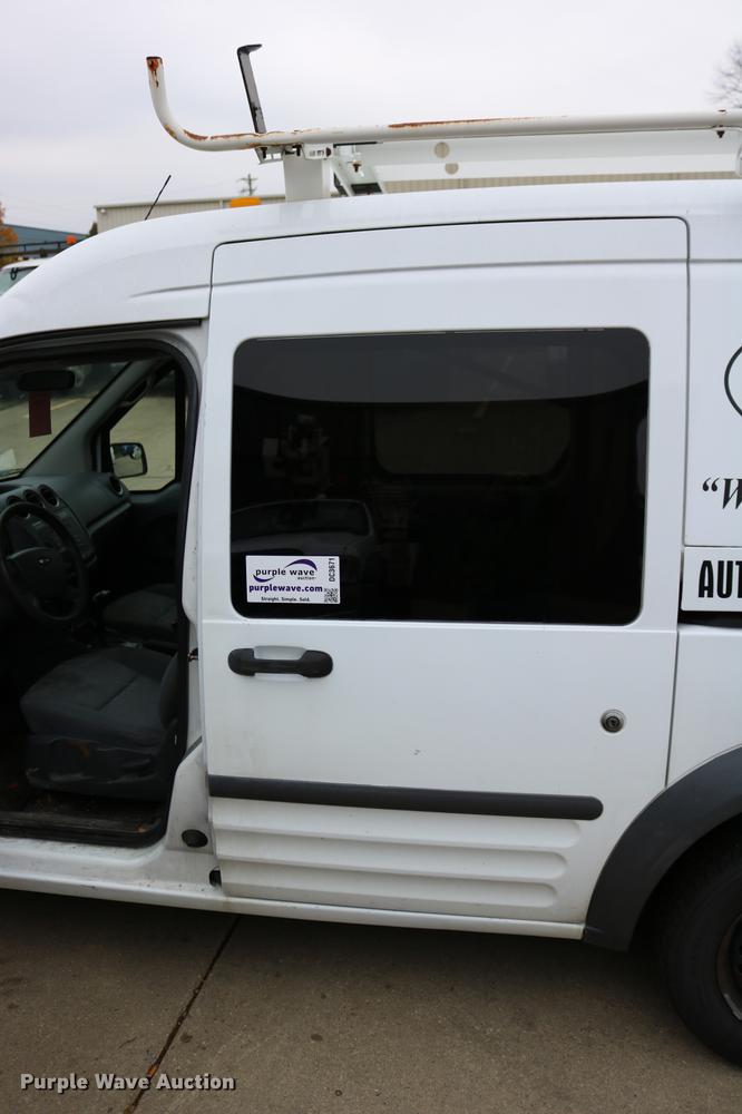 image for item DC3671 2010 Ford Transit Connect van