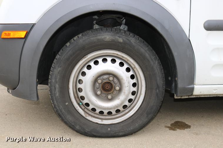 image for item DC3671 2010 Ford Transit Connect van