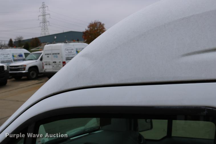 image for item DC3671 2010 Ford Transit Connect van