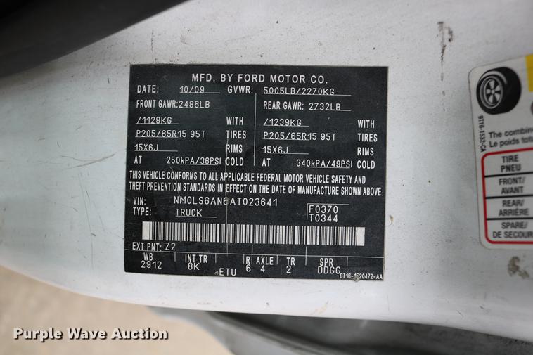 image for item DC3671 2010 Ford Transit Connect van