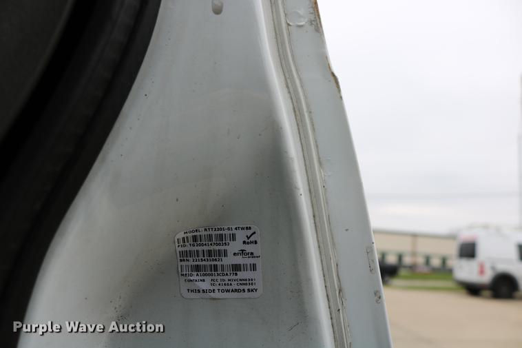 image for item DC3672 2005 GMC Safari van