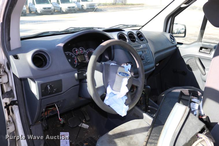 image for item DC3673 2010 Ford Transit Connect van