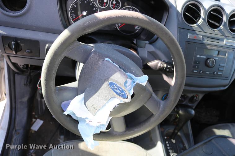 image for item DC3673 2010 Ford Transit Connect van