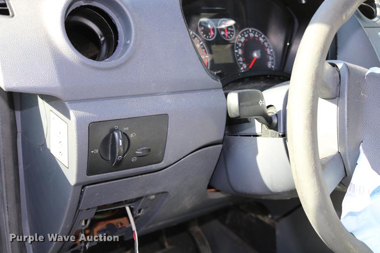 image for item DC3673 2010 Ford Transit Connect van
