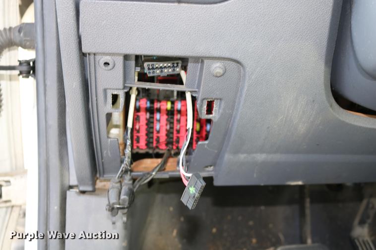 image for item DC3673 2010 Ford Transit Connect van