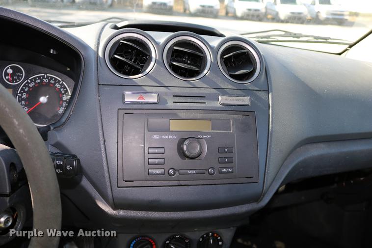 image for item DC3673 2010 Ford Transit Connect van