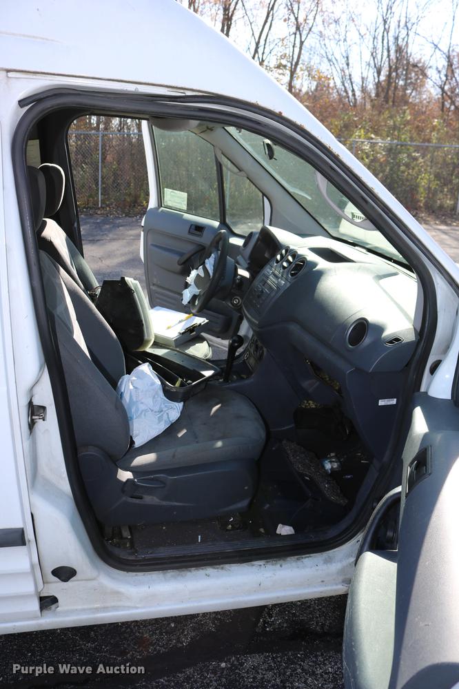 image for item DC3673 2010 Ford Transit Connect van