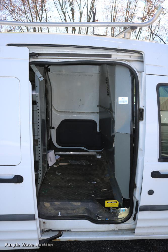 image for item DC3673 2010 Ford Transit Connect van
