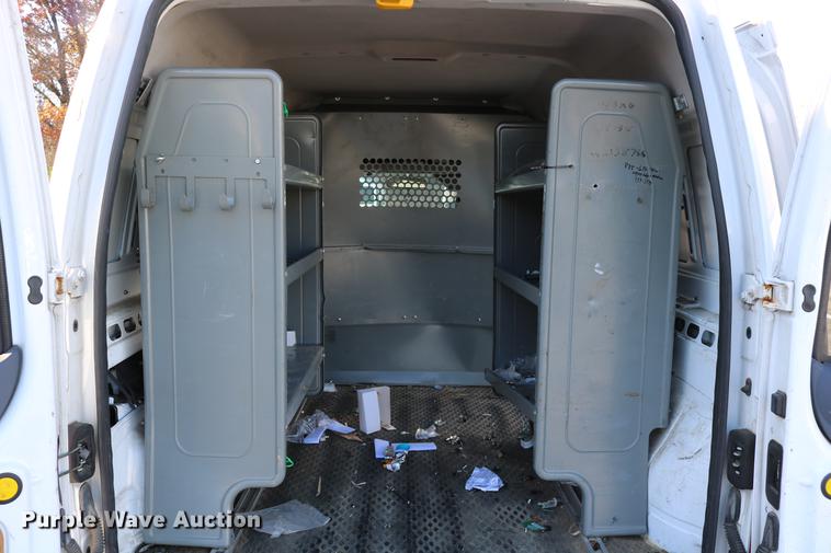 image for item DC3673 2010 Ford Transit Connect van