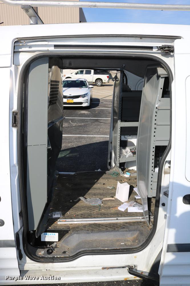 image for item DC3673 2010 Ford Transit Connect van