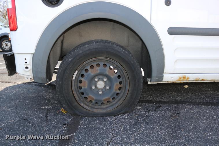 image for item DC3673 2010 Ford Transit Connect van